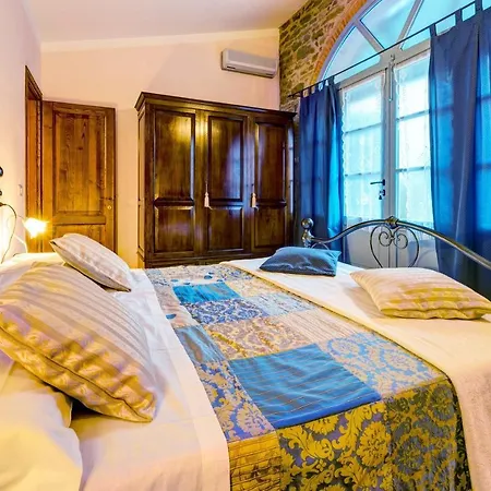 Sumptuous Manor Near With Private Pool Casa vacanze Cortona