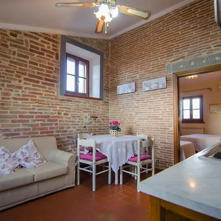 Sumptuous Manor Near With Private Pool Casa vacanze